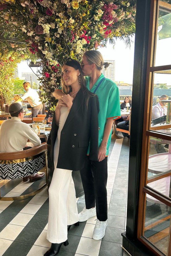 emily van egmond feet 3