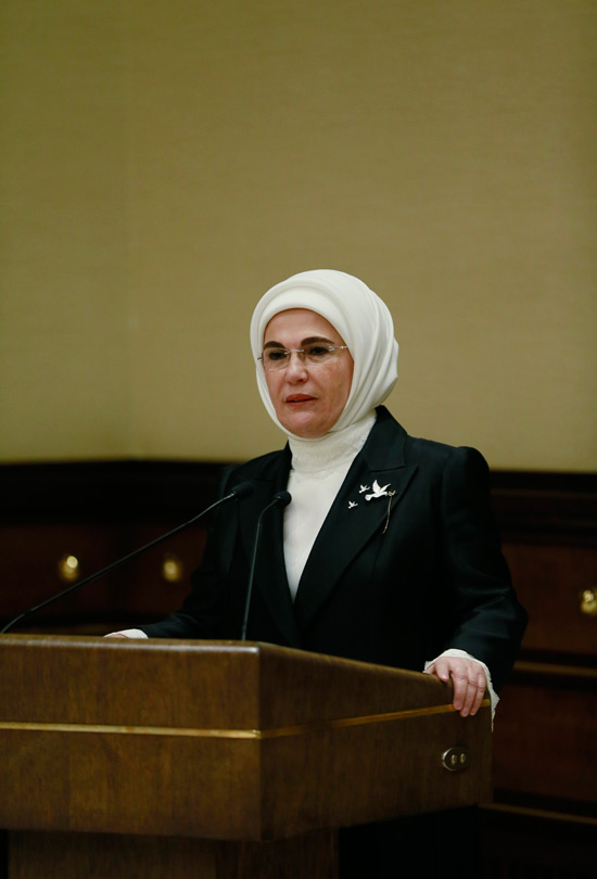 emine erdogan feet 5