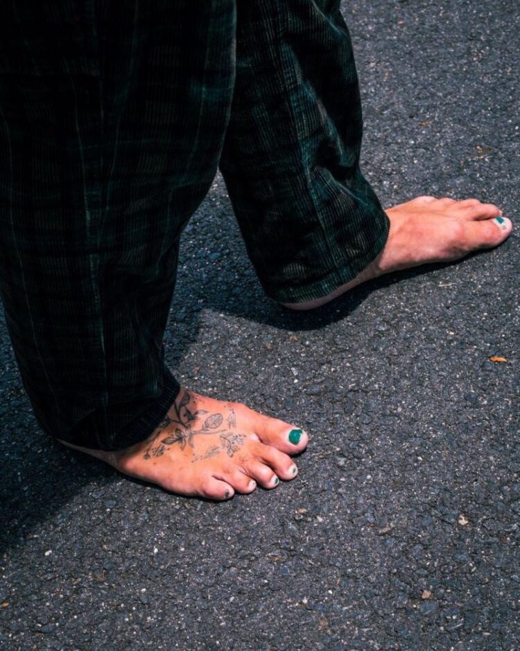 emma anderson feet 4