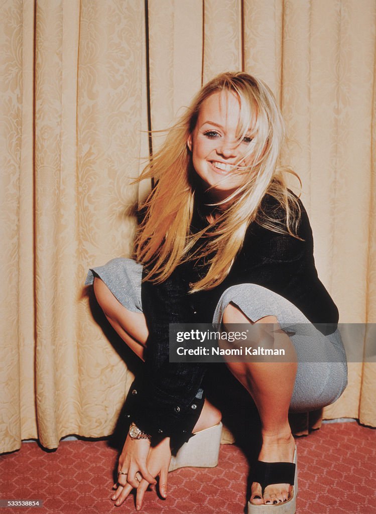 emma bunton feet 4