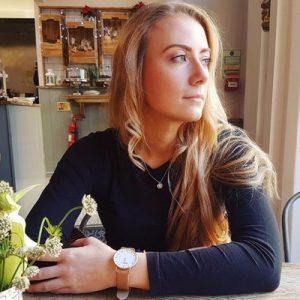 emma crompton feet 5