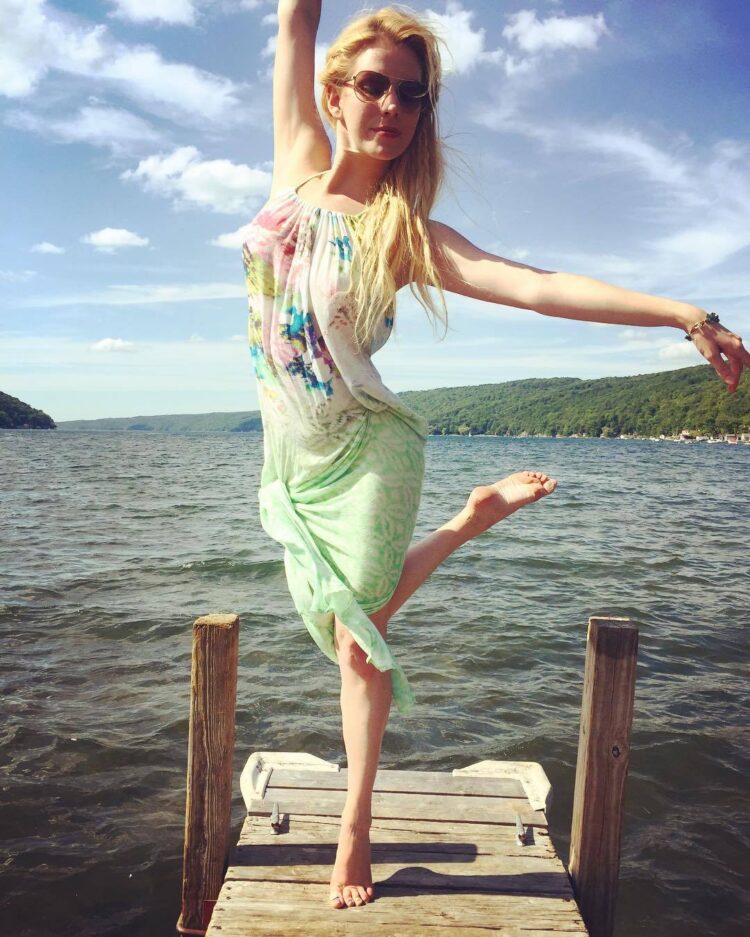 emma degerstedt feet 4