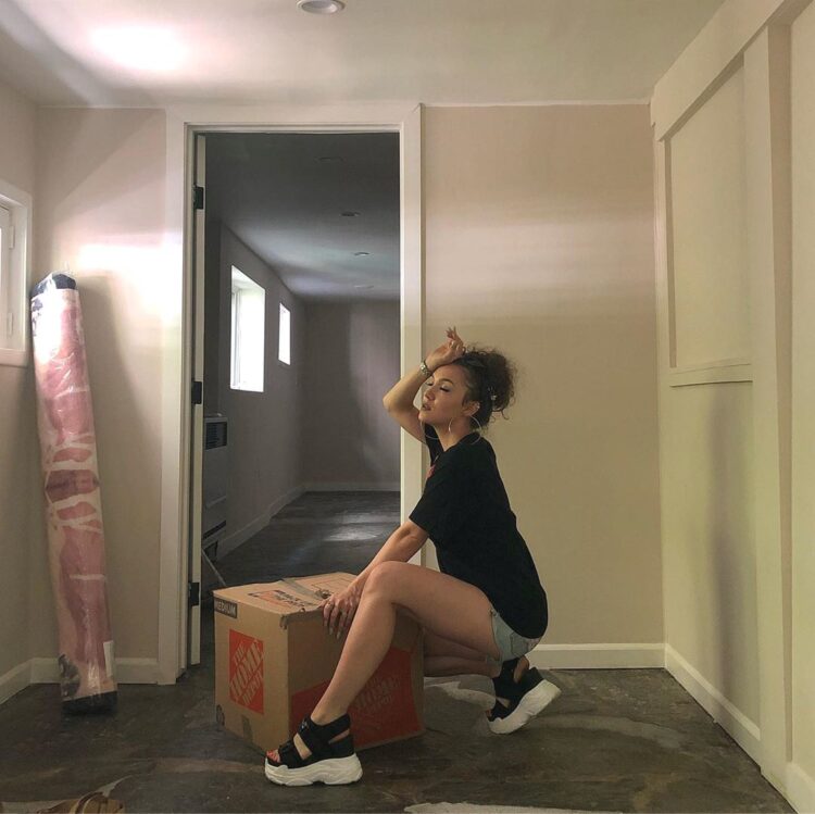 emma demorest feet 1