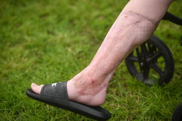 emma dougherty feet 5