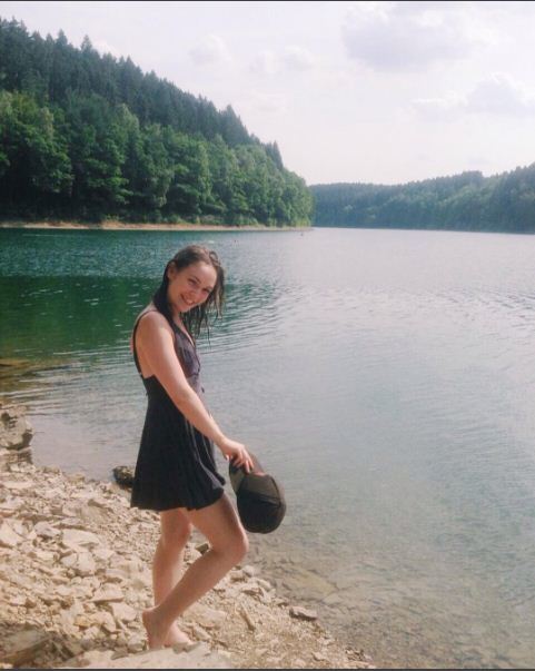 emma drogunova feet 3