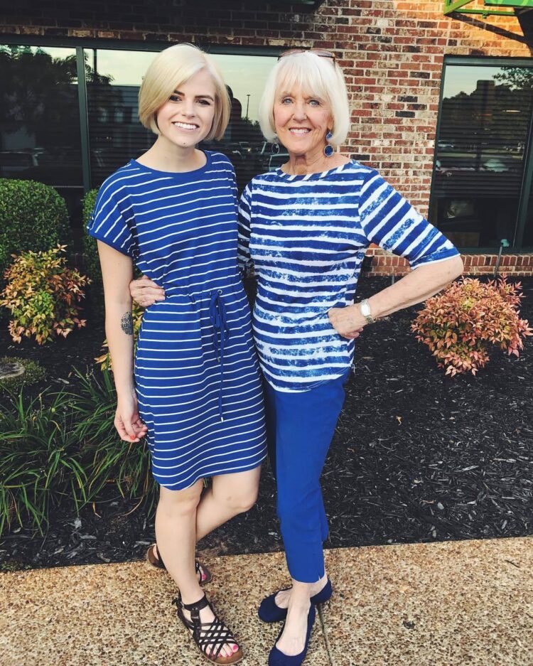 emma elle roberts feet 4