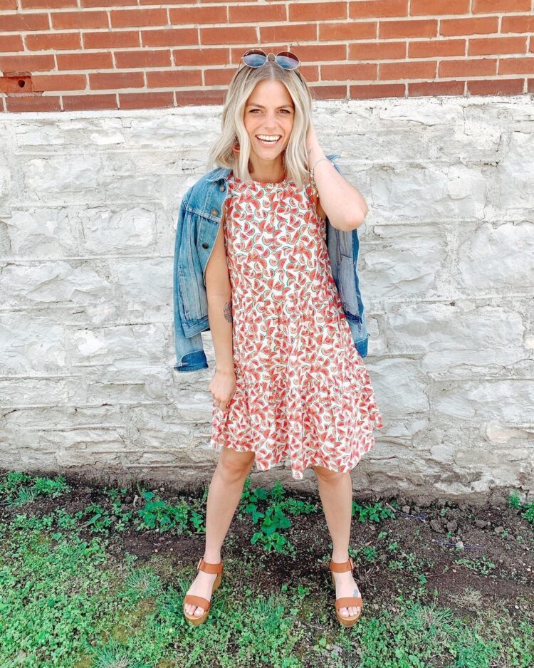 emma elle roberts feet