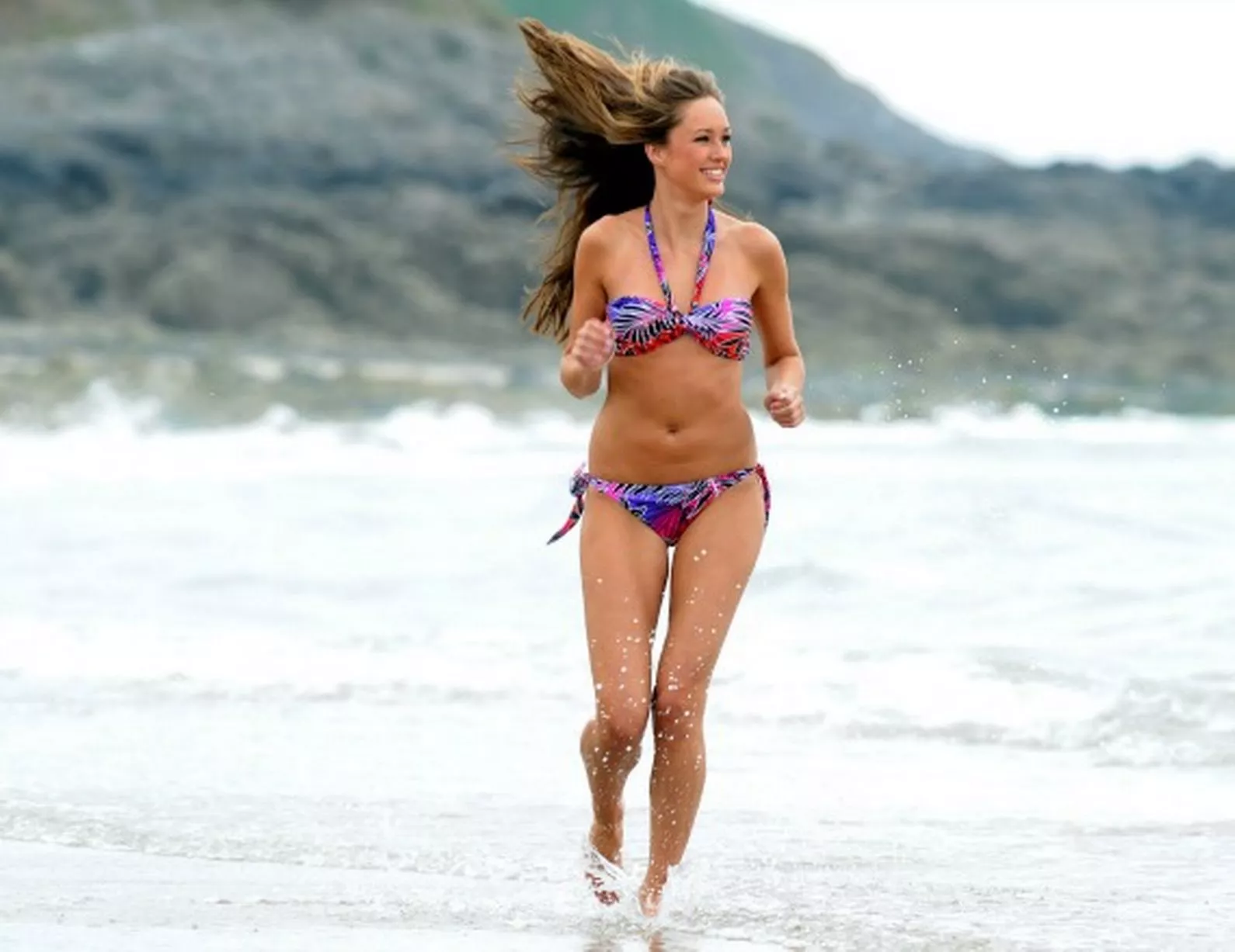 emma grattidge feet 6