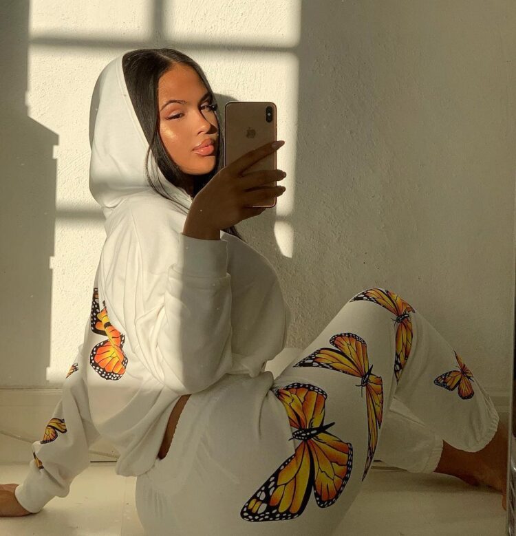 emma hallberg feet 6