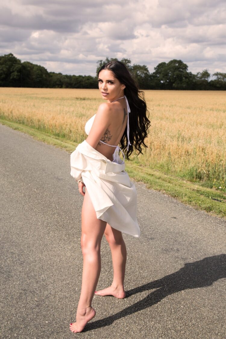 emma jane woodhams feet scaled