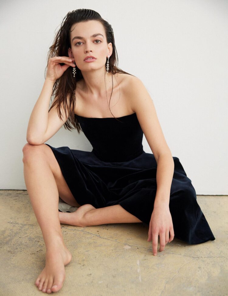 emma mackey feet scaled