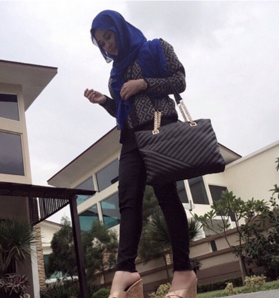 emma maembong feet 5