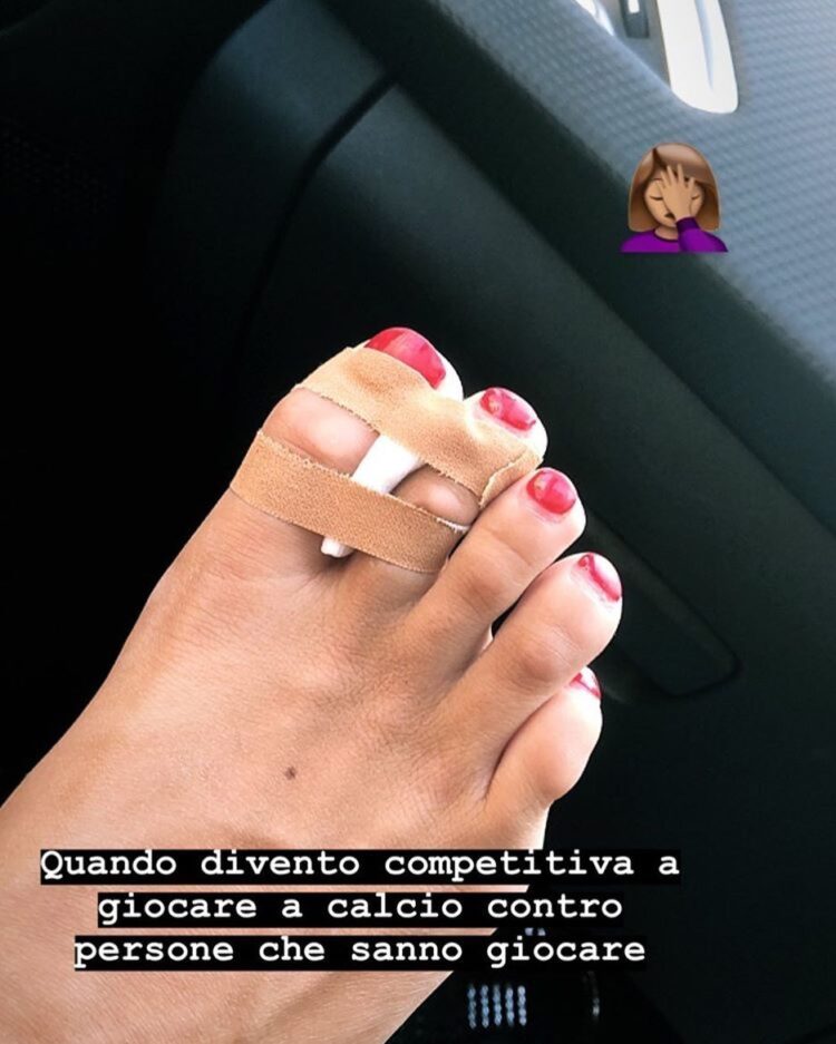 emma muscat feet 5