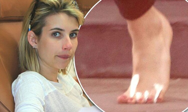 emma roberts feet 2