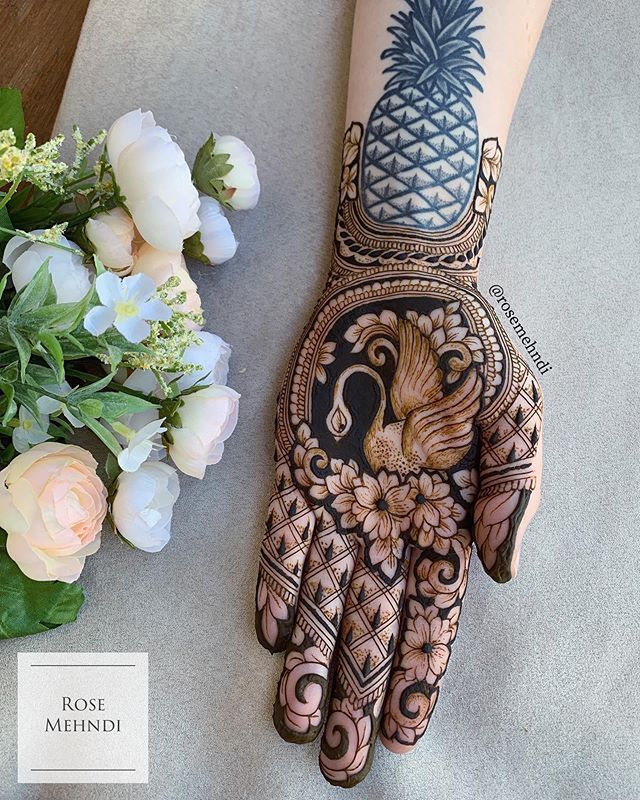 emma rose mehndi feet 6