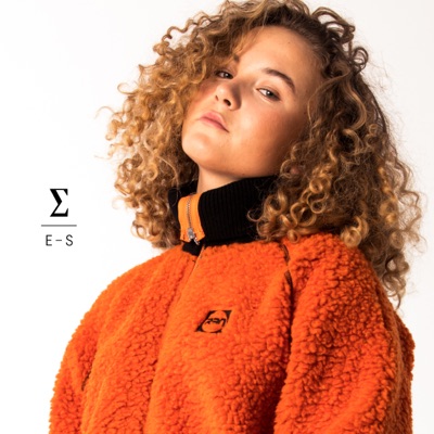 emma steinbakken feet 6