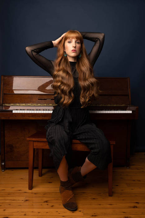 emma stephenson feet 6