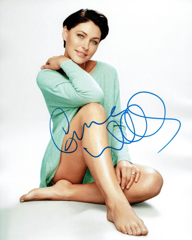emma willis feet 3