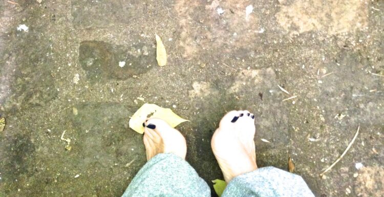 emmanuelle beart feet 3