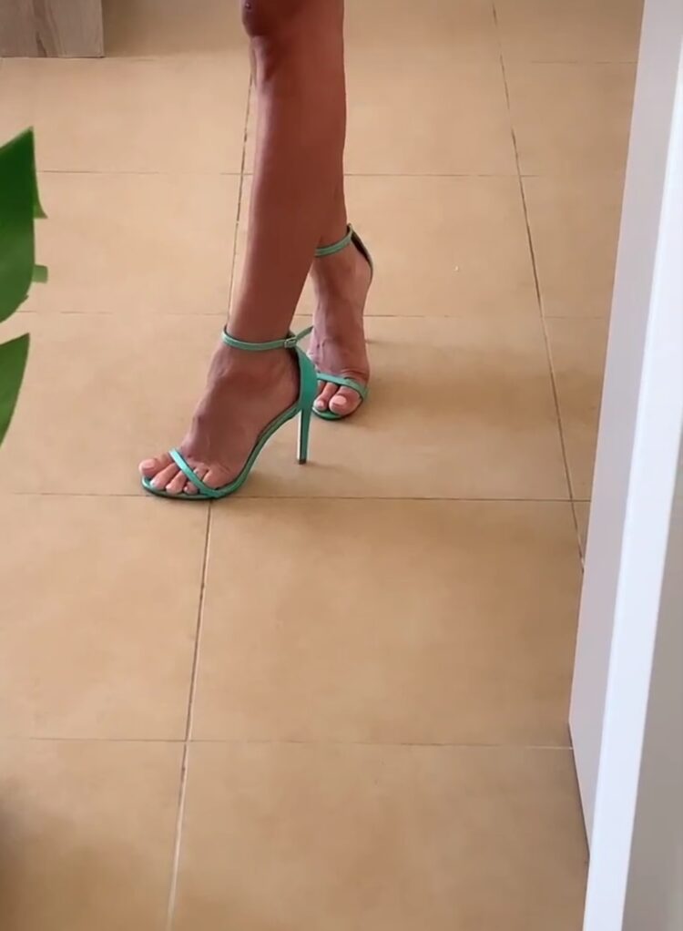 emmanuelle cureau feet 2