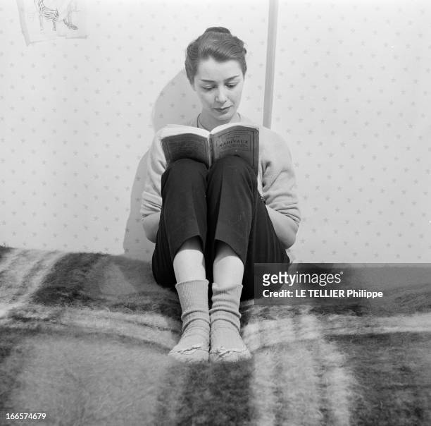 emmanuelle riva feet 3