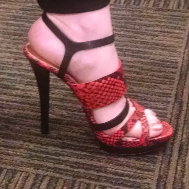 emme maclendon feet 4