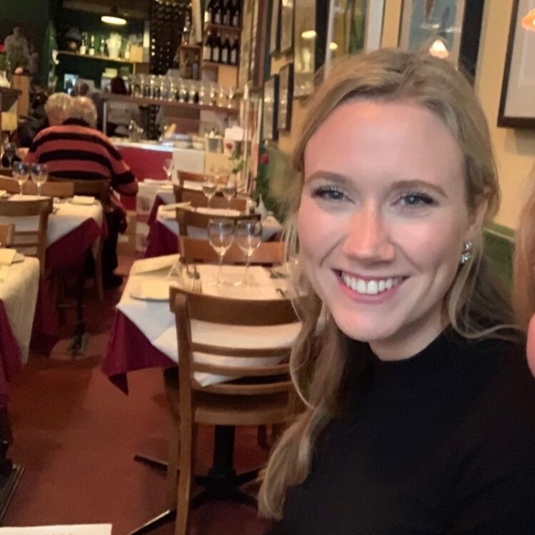 emmelene victoria feet 2