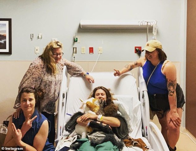 emmie sperandeo feet 3