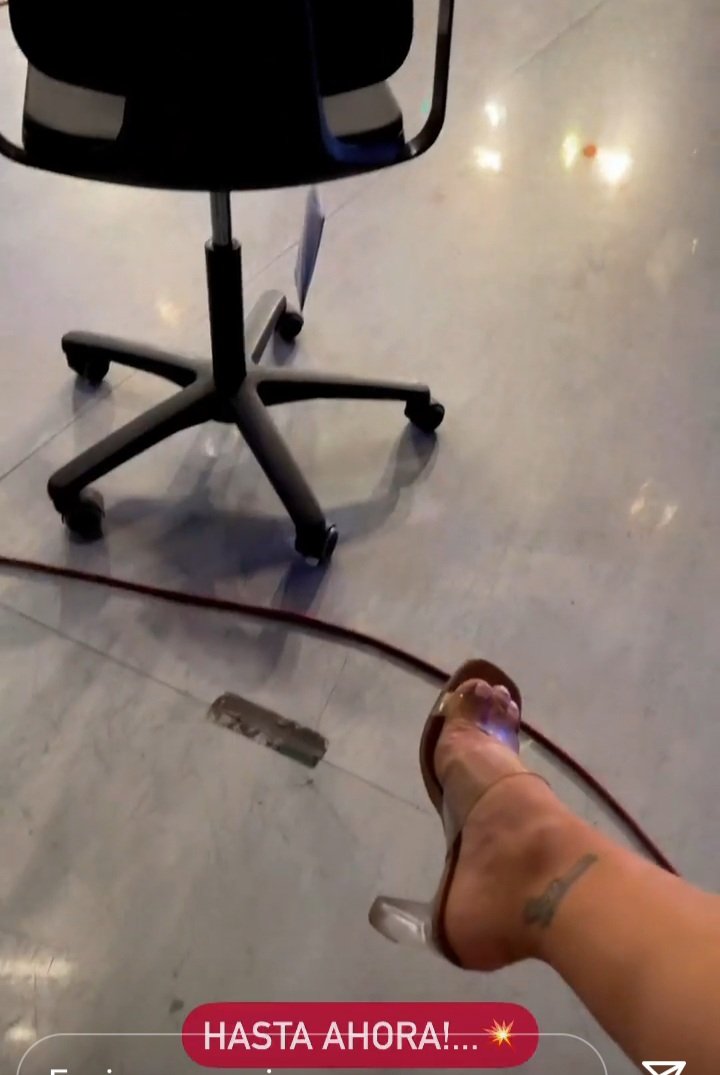 emmy russ feet 4
