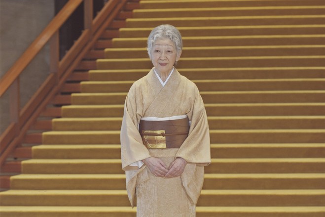 empress michiko feet 5