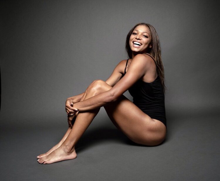 english gardner feet 3