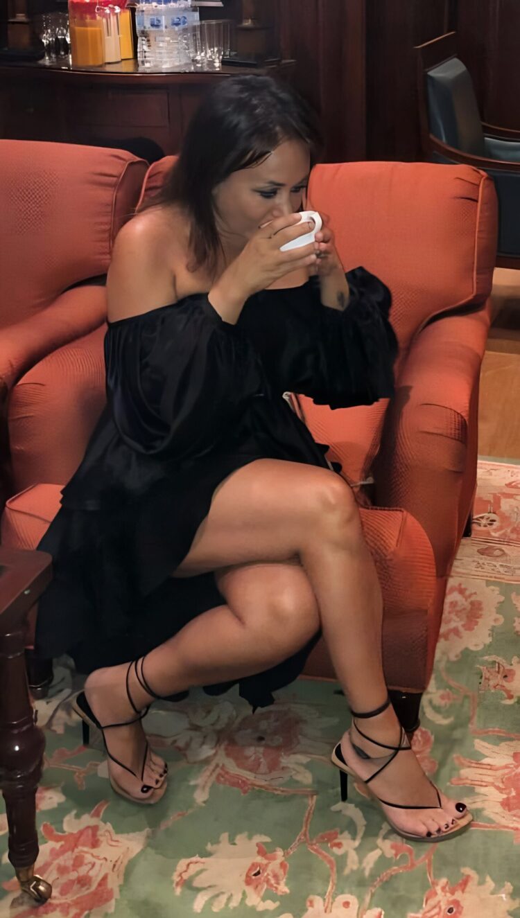 engy aly feet scaled