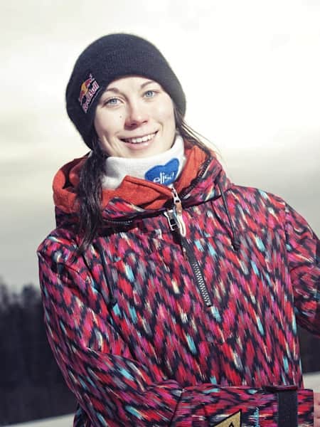 enni rukajarvi feet 4