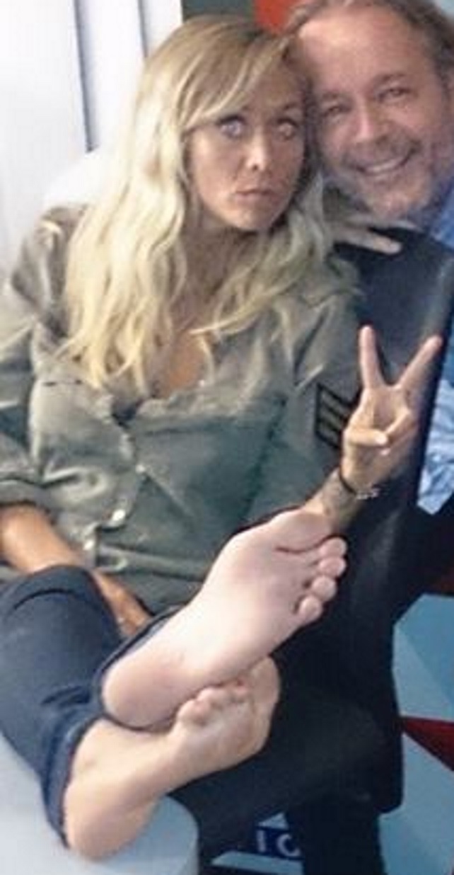 enora malagre feet 6