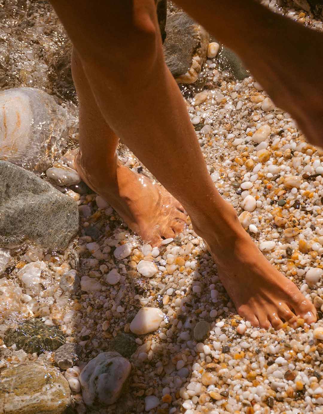 enrica albani feet 1