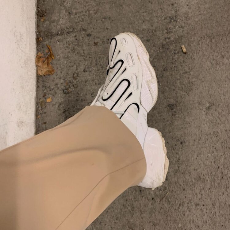 erica mohn kvam feet 1