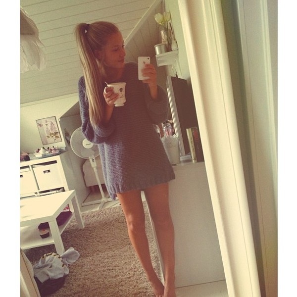 erica mohn kvam feet 5