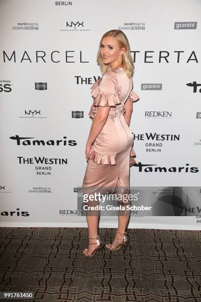 erika dorodnova feet