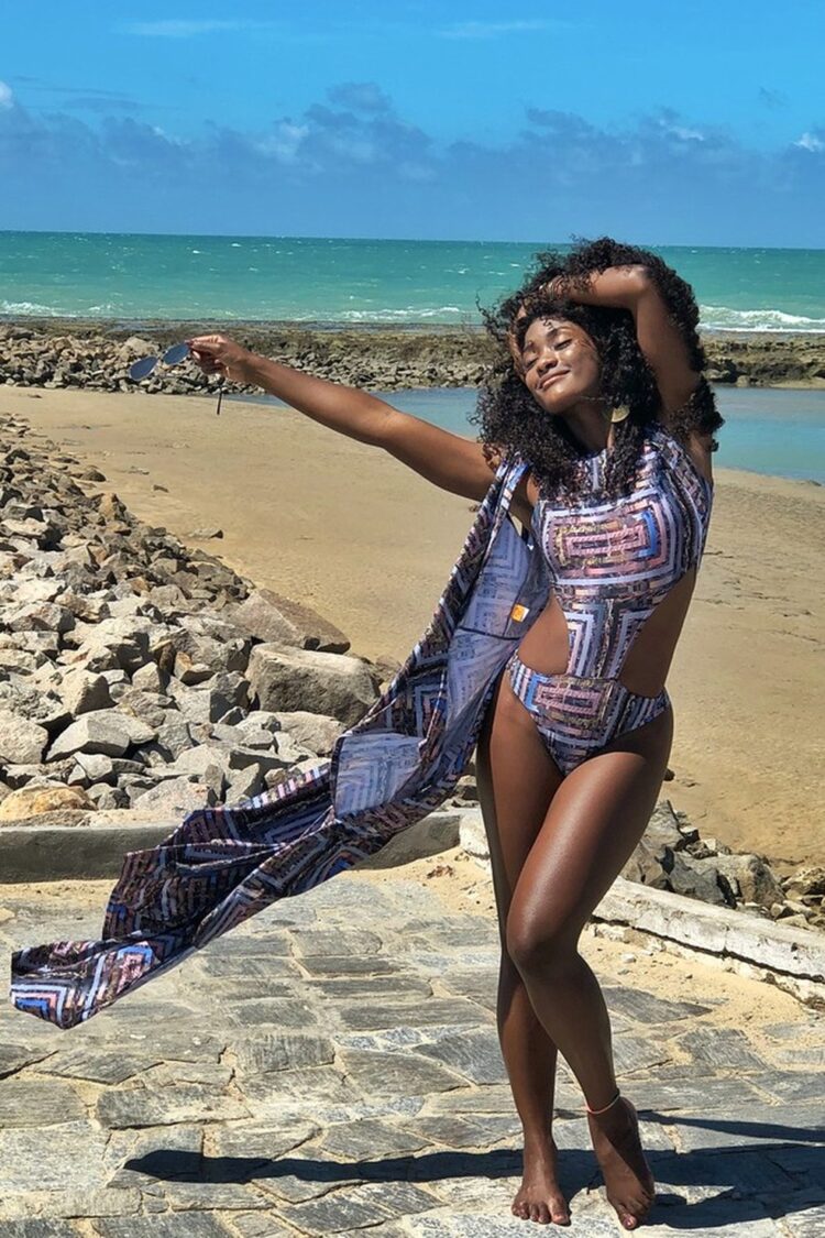 erika januza feet 1