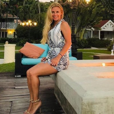 erin agostino feet 5