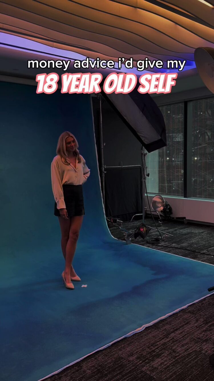 erin confortini feet 5