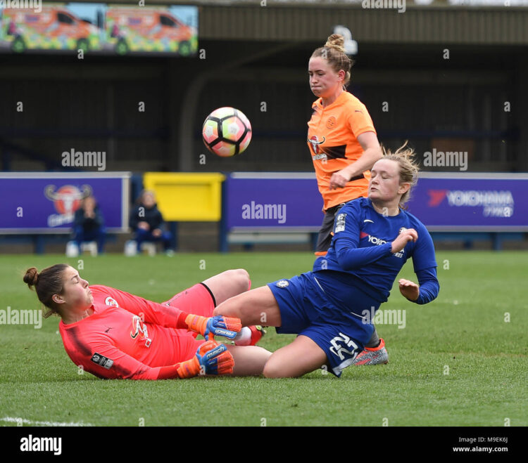 erin cuthbert feet 5