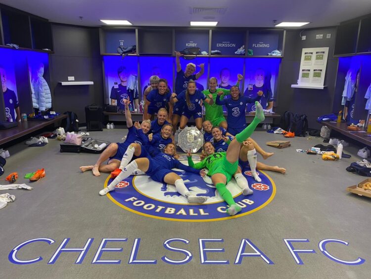 erin cuthbert feet 6