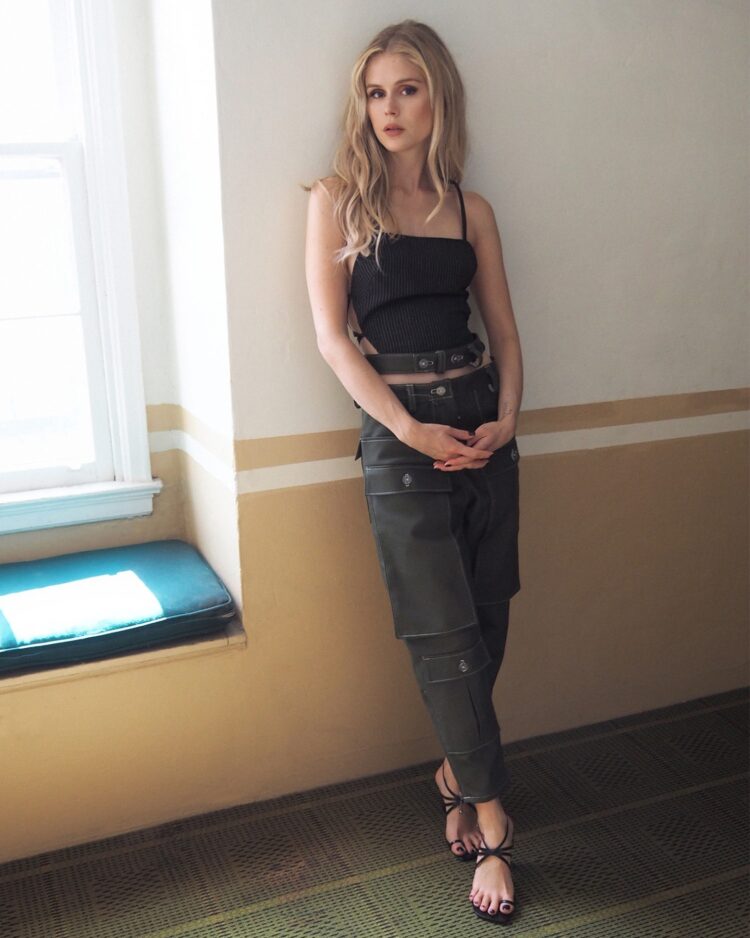 erin moriarty feet 4