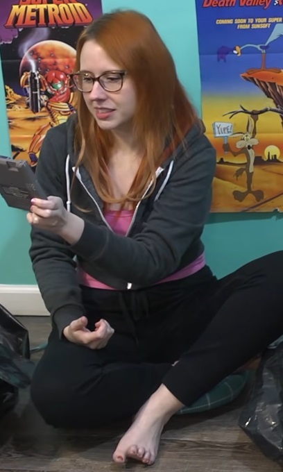 erin plays feet
