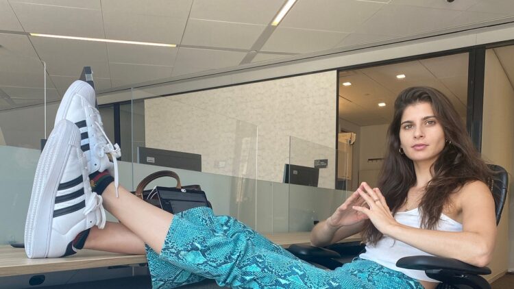 erin yogasundram feet 6