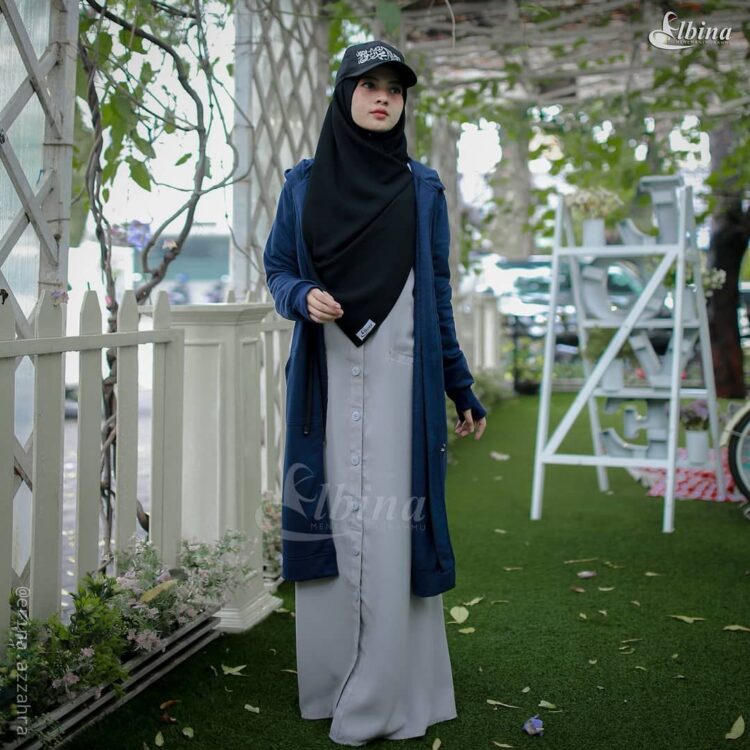 erina azzahra feet 5