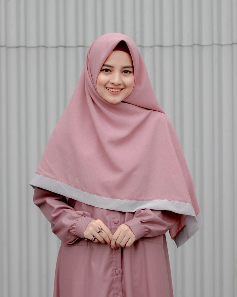 erina azzahra feet 6