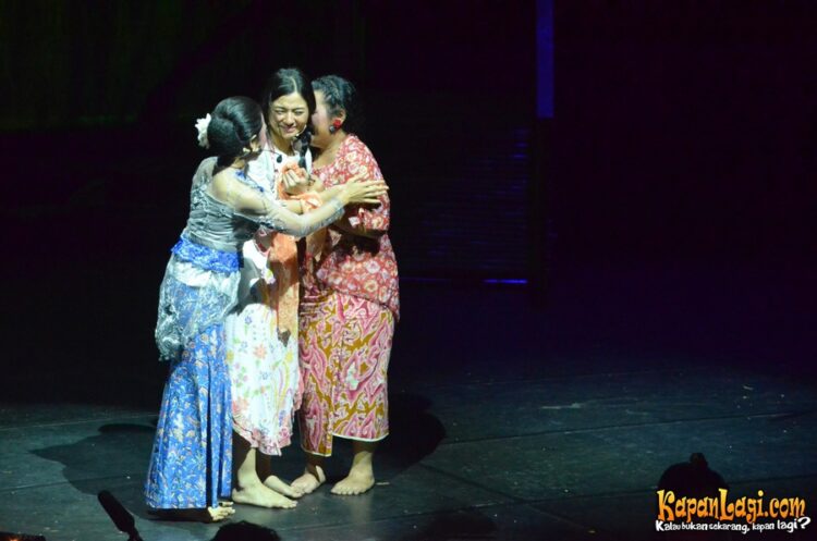 eriska reinisa feet 4