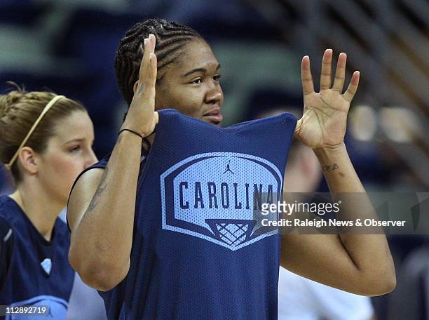 erlana larkins feet 3